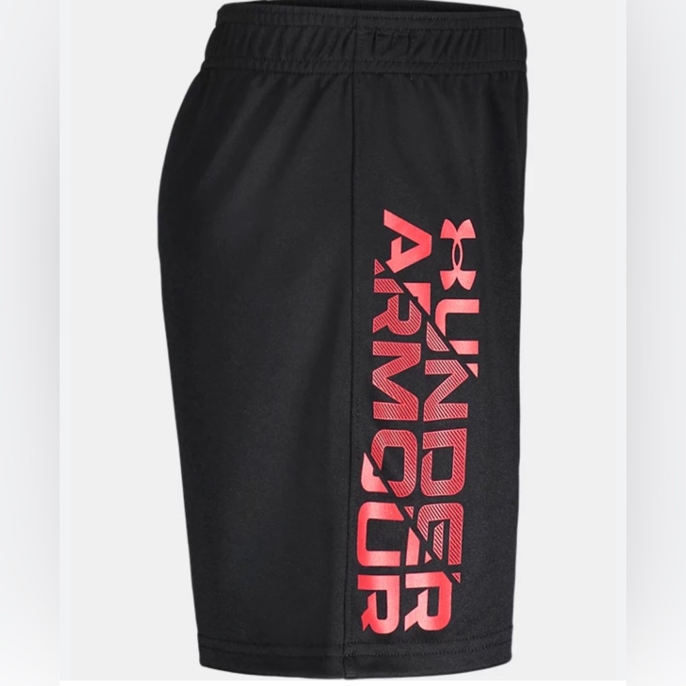 Under Armour Boy’s Athletic Shorts in Black| Size: S (8)